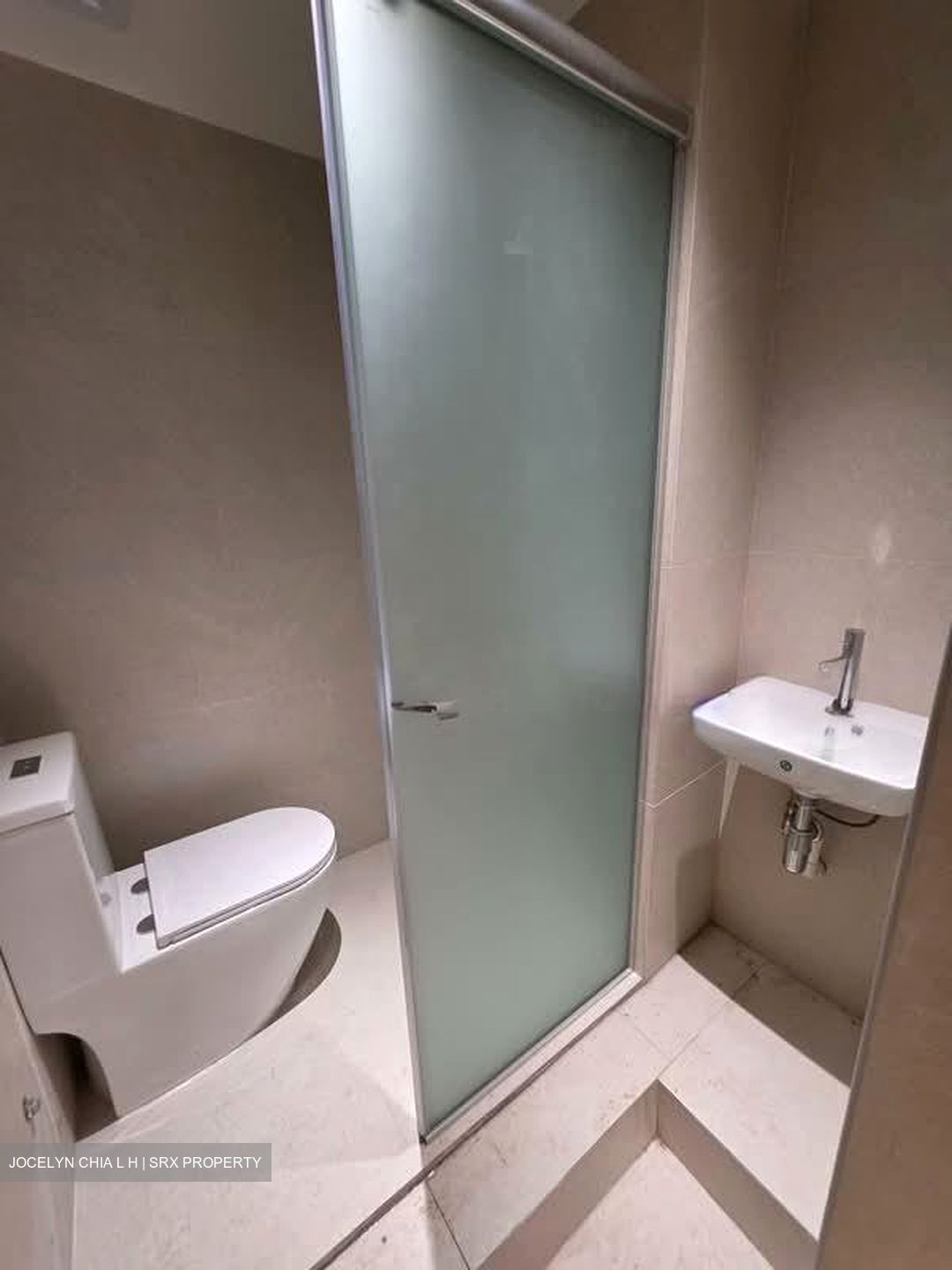 Joo Chiat Road (D15), Shop House #608556301